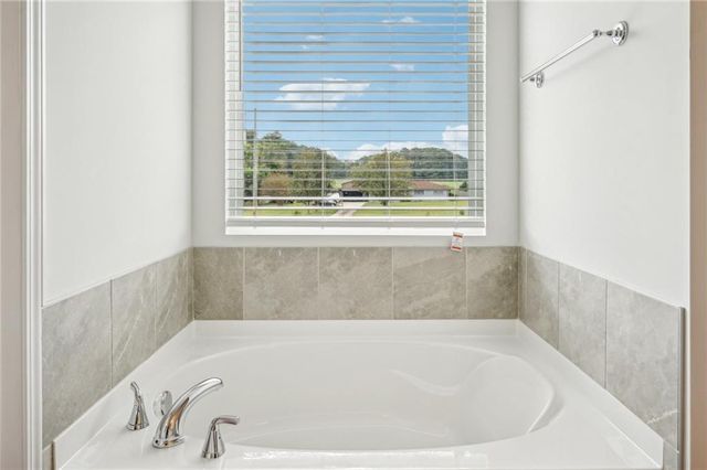 3018 Viewpark Circle, Conyers, GA 30013