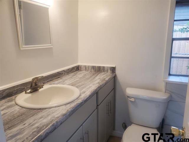1011 W 2nd, Tyler, TX 75701