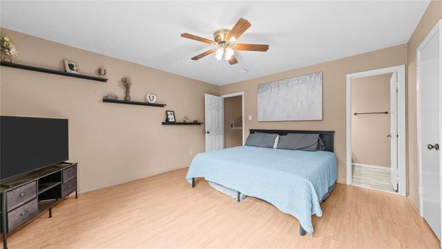 21615 Slippery Creek Lane, Spring, TX 77388