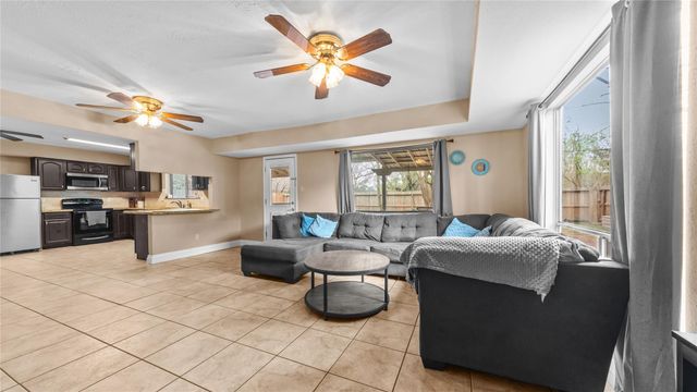 21615 Slippery Creek Lane, Spring, TX 77388