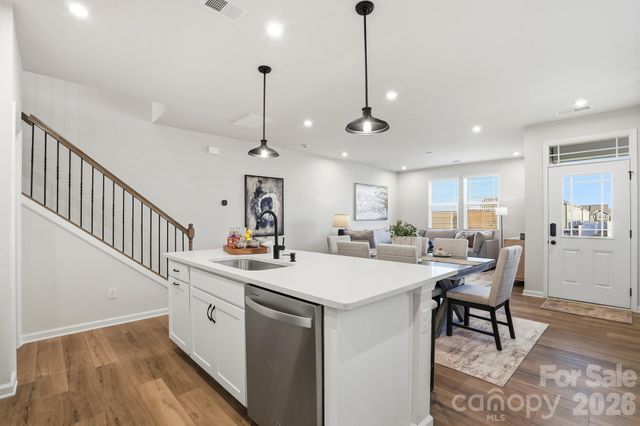 3818 Cheyney Park Drive, Charlotte, NC 28269