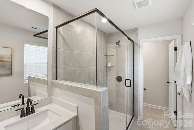 3818 Cheyney Park Drive, Charlotte, NC 28269