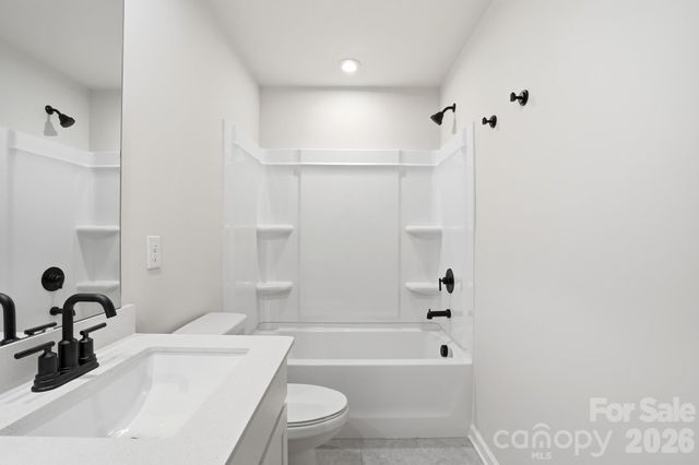 3818 Cheyney Park Drive, Charlotte, NC 28269