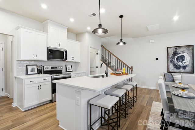 3818 Cheyney Park Drive, Charlotte, NC 28269