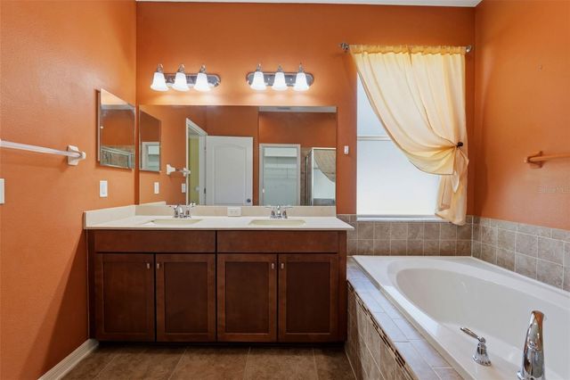 8854 39TH STREET CIRCLE E, Parrish, FL 34219