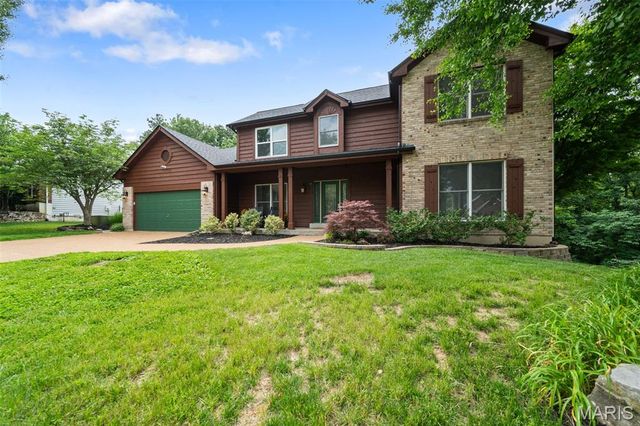 2582 Christopher Oaks Court, Unincorporated, MO 63129