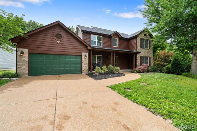 2582 Christopher Oaks Court, Unincorporated, MO 63129