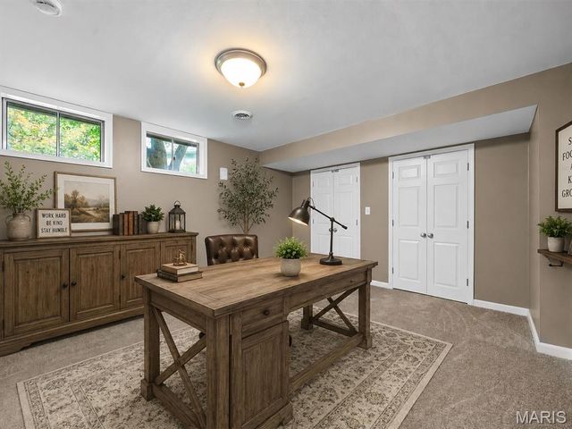 2582 Christopher Oaks Court, Unincorporated, MO 63129