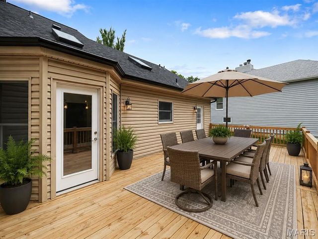 2582 Christopher Oaks Court, Unincorporated, MO 63129