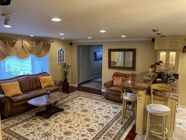 11858 SE 236th Street, Kent, WA 98031