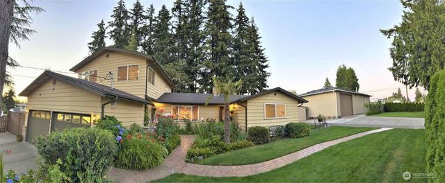 11858 SE 236th Street, Kent, WA 98031