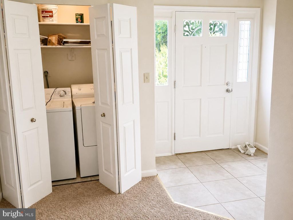 Image 13 of property listing at 650 TETON DR, Lothian, MD 20711