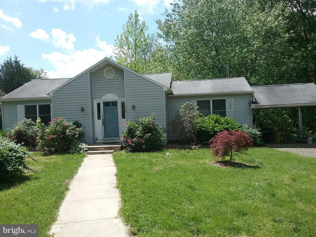 Image 9 of property listing at 650 TETON DR, Lothian, MD 20711