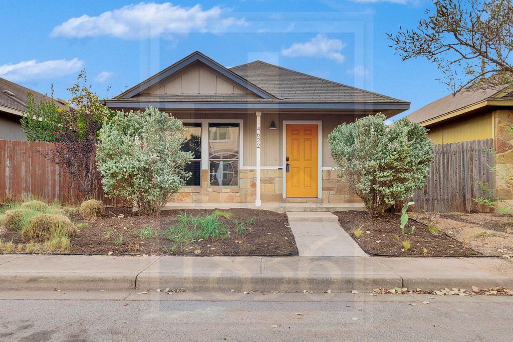 4622 Credo LN 167, Austin, TX 78725