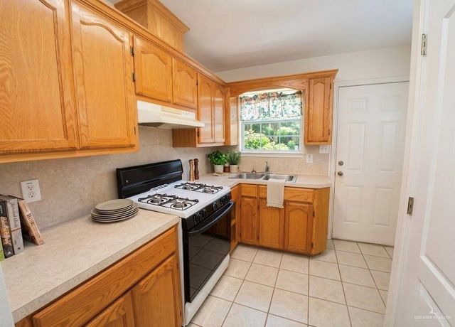 27551 S Solis Road, La Feria, TX 78559