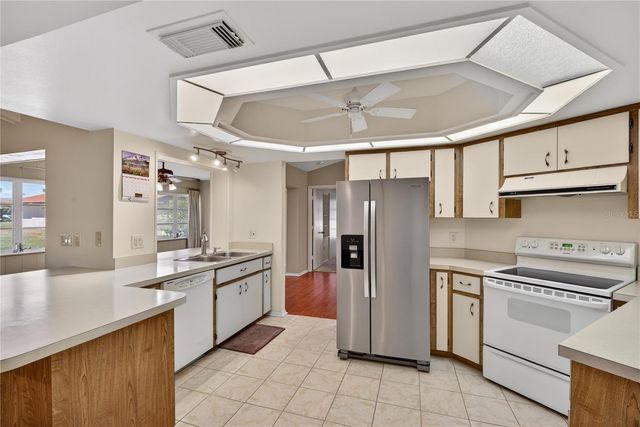 5852 LINCOLN ROAD, Venice, FL 34293