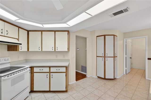 5852 LINCOLN ROAD, Venice, FL 34293