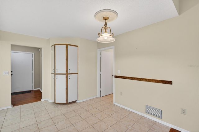 5852 LINCOLN ROAD, Venice, FL 34293