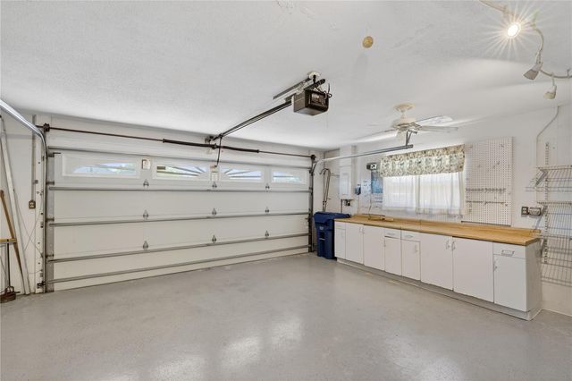 5852 LINCOLN ROAD, Venice, FL 34293