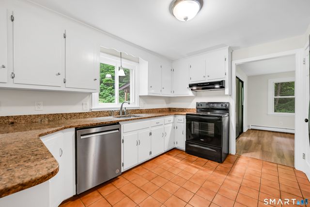 228 Echo Drive, Vernon, CT 06066