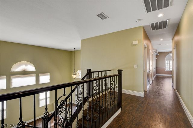 408 Silver Prairie Court, Las Vegas, NV 89144