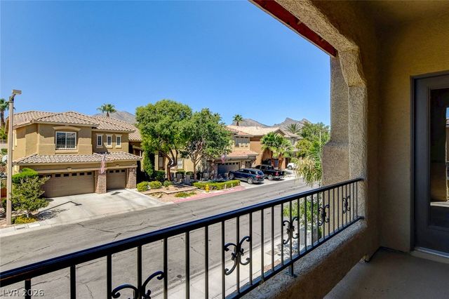 408 Silver Prairie Court, Las Vegas, NV 89144
