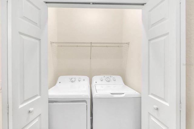 17510 GAWTHROP DRIVE 404, Bradenton, FL 34211