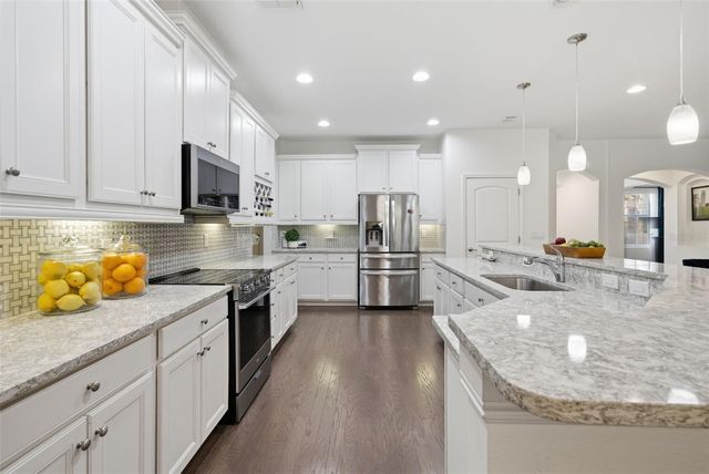 1844 VIA LAGO DRIVE, Lakeland, FL 33810