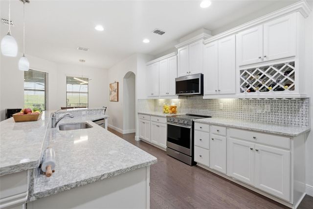 1844 VIA LAGO DRIVE, Lakeland, FL 33810