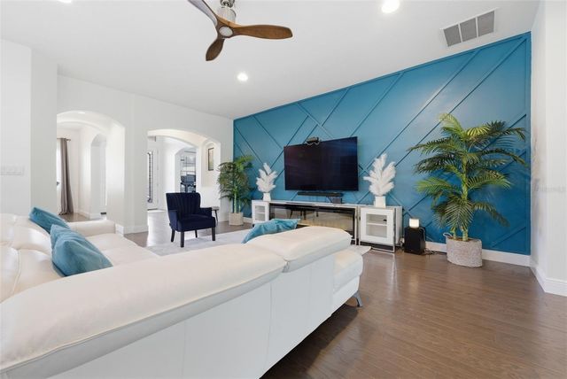 1844 VIA LAGO DRIVE, Lakeland, FL 33810