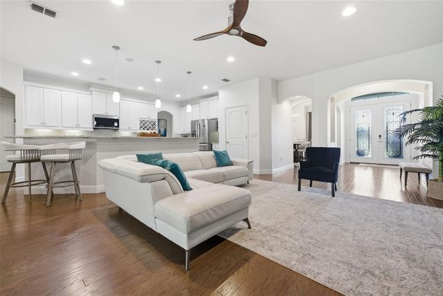 1844 VIA LAGO DRIVE, Lakeland, FL 33810