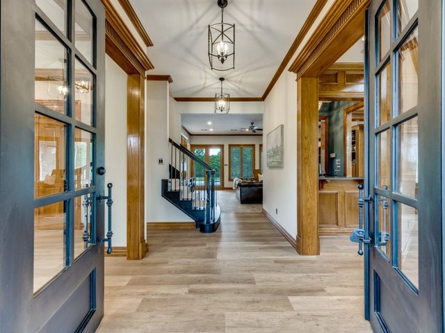362 Woodland Hills Drive, Sherman, TX 75092
