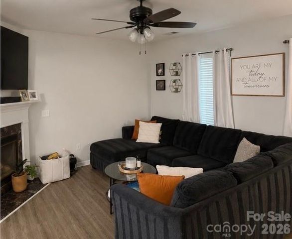9025 Davis Crossing Court, Charlotte, NC 28269