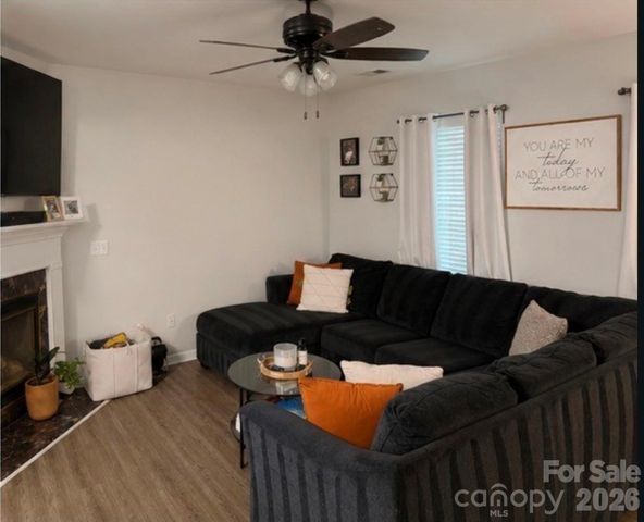 9025 Davis Crossing Court, Charlotte, NC 28269