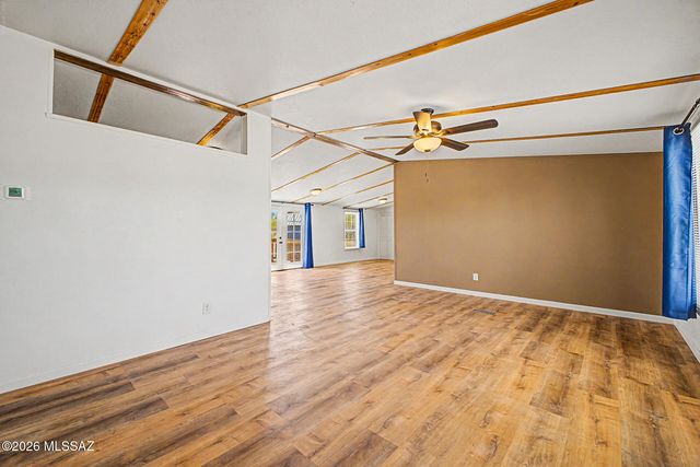 13875 E Collie Drive, Vail, AZ 85641
