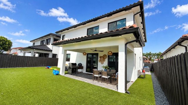 1820 SW 154th Avenue, Miami, FL 33185