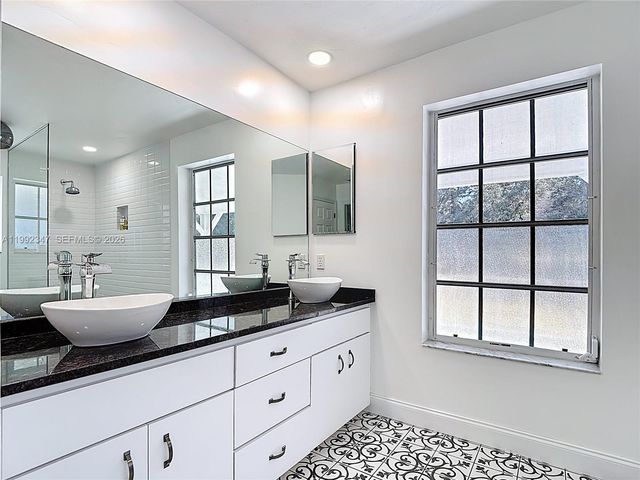 1270 Riverbend Drive, La Belle, FL 33935