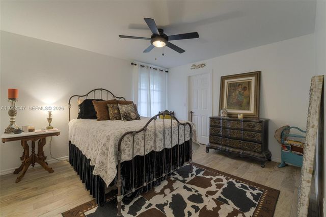 1270 Riverbend Drive, La Belle, FL 33935