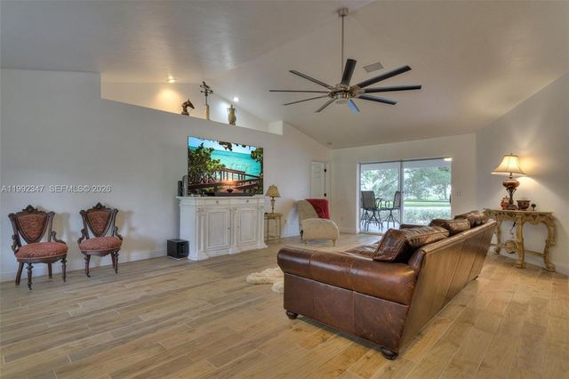 1270 Riverbend Drive, La Belle, FL 33935