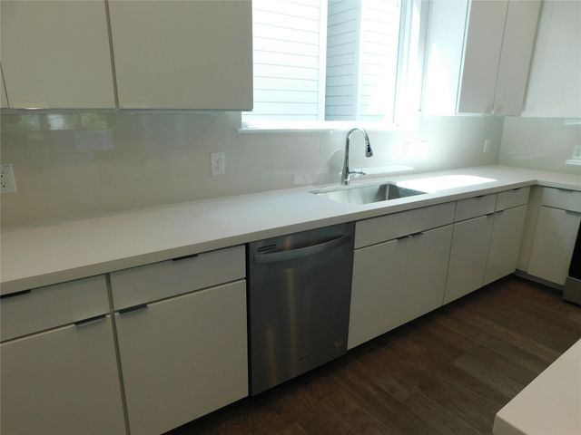 4223 Eli Street, Houston, TX 77007