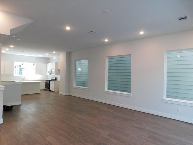 4223 Eli Street, Houston, TX 77007