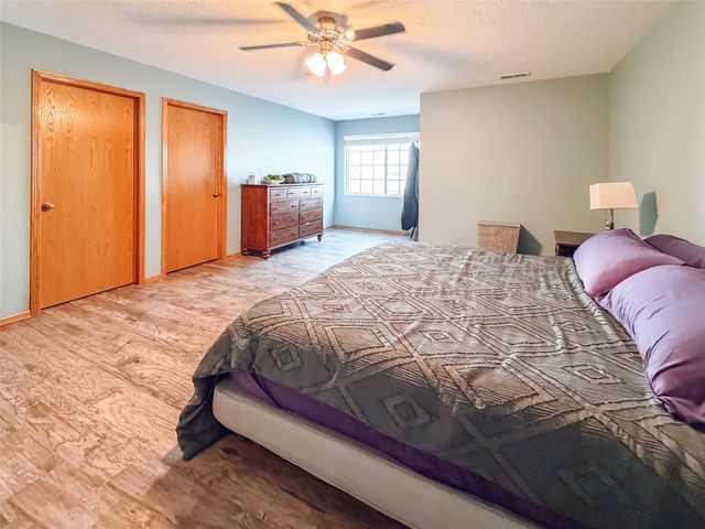 2711 NW Heritage Avenue, Ankeny, IA 50023