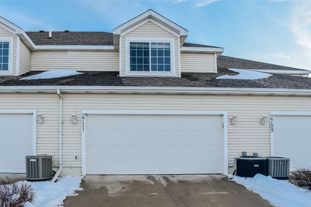 2711 NW Heritage Avenue, Ankeny, IA 50023