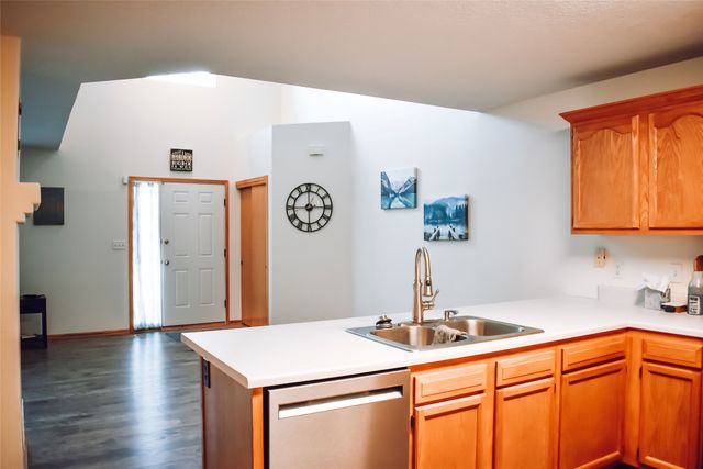 2711 NW Heritage Avenue, Ankeny, IA 50023