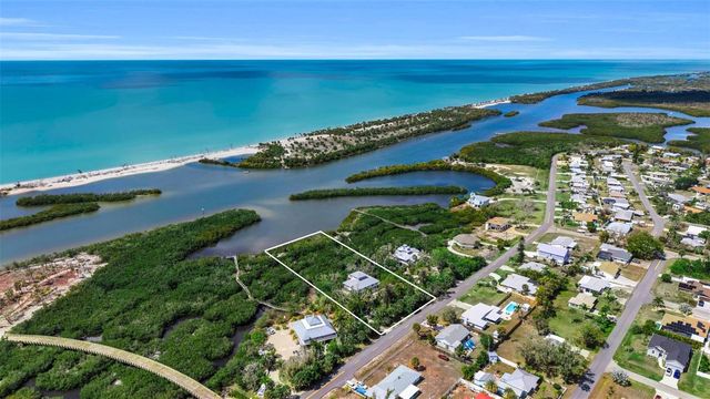 5000 LEMON BAY DRIVE, Venice, FL 34293