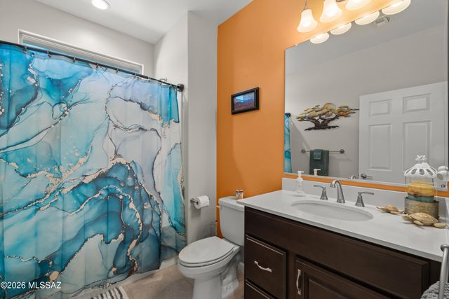 1350 E Claystone Drive, Green Valley, AZ 85614