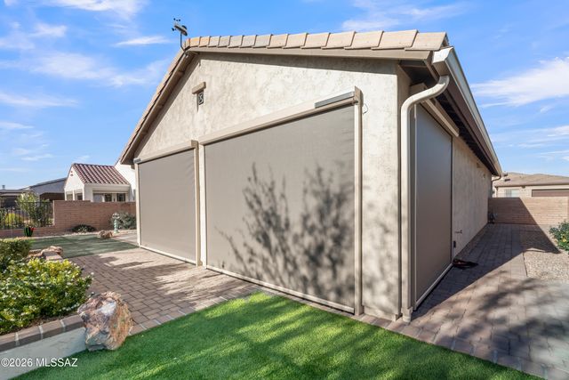 1350 E Claystone Drive, Green Valley, AZ 85614