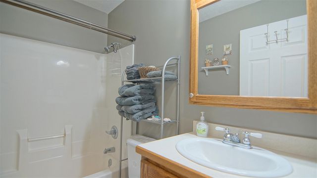 23803 Evan Street, Cassopolis, MI 49031