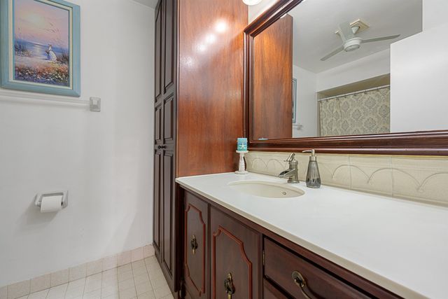 5871 Mirror Lakes Boulevard, Boynton Beach, FL 33472