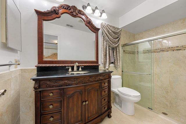 5871 Mirror Lakes Boulevard, Boynton Beach, FL 33472